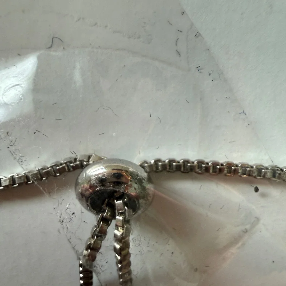 Glam by M Beaded Lip Bracelet Silver Tone Chain Rhinestone Charm Adjustable Twee